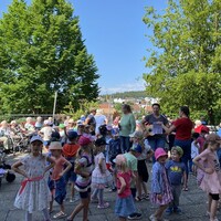 Besuch im Seniorenheim 