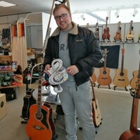 Besuch im Musikgeschäft Schießl 